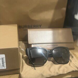 BURBERRY RUTH BE4345F BLACK POLARIZED GREY GRADIENT SUNGLASSES
